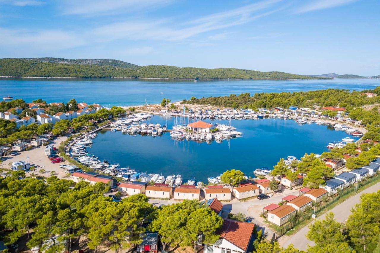 Mobile Homes Solaris Vacanceselect Sibenik Ngoại thất bức ảnh